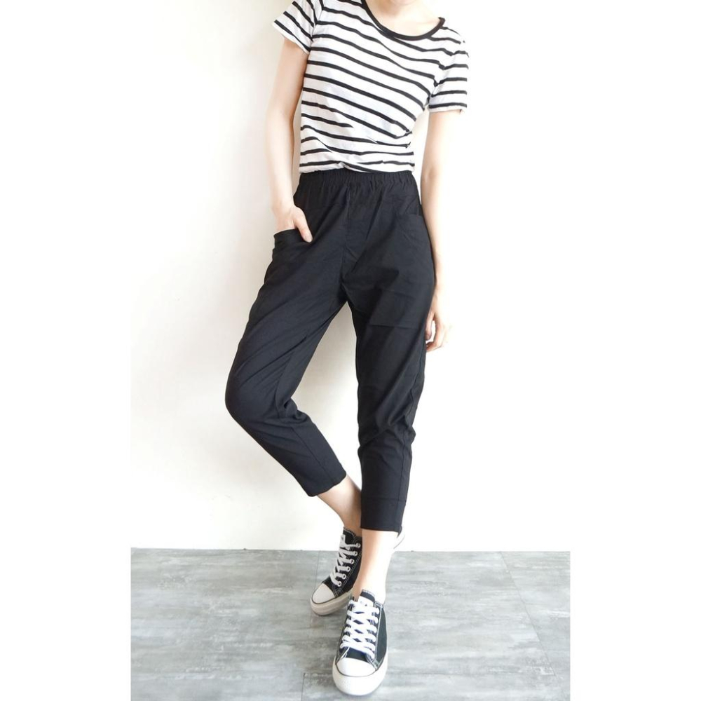台灣現貨 冰絲涼感 超彈薄款哈倫褲 休閒褲 老爺褲 高腰鬆緊 寬鬆長褲 寬褲 ins素色百搭【959-767】黑、灰2色-細節圖9