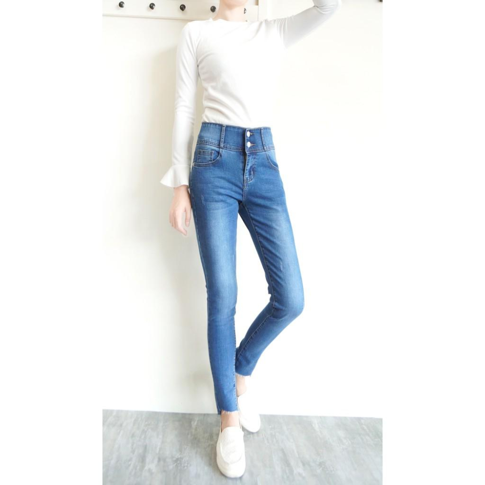 台灣現貨 美腰收腹 雙釦褲頭 拉彈鬆緊 高腰牛仔長褲【047-255】藍色(S~XL)-細節圖3