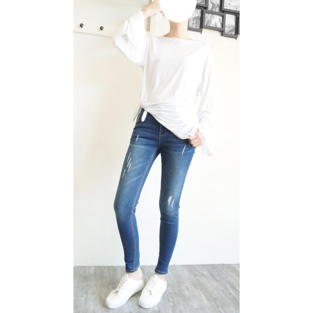 【台灣出貨】美腿翹臀神褲 復古刷色 質感微刷破 超彈顯瘦 中低腰小腳牛仔褲【715-792】深藍色(S~XL)-細節圖3