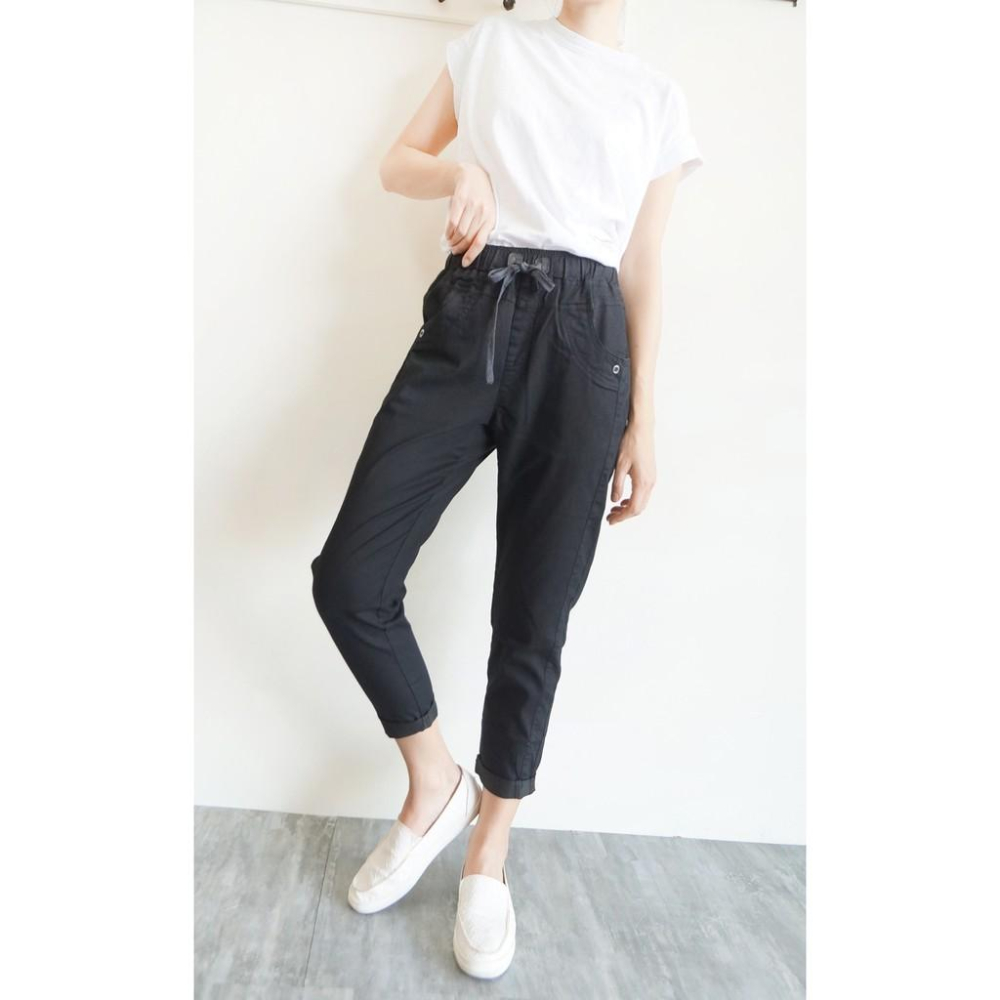 現貨免運 男友褲 休閒褲 素黑百搭 綁繩鬆緊腰 顯瘦超彈 ins 寬鬆 BF 哈倫褲 高腰【227-901】S~XL-細節圖6