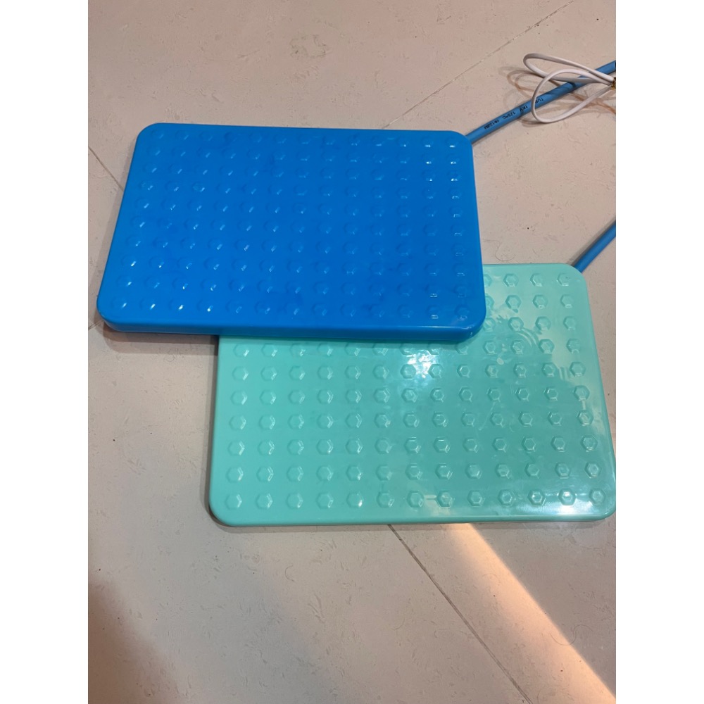 加溫墊 加熱墊 保溫板 硬式加溫墊 可水洗 爬蟲加溫 陸龜 兔子 蜥蜴 寵物保溫墊 寵物保暖墊 幼貓 幼犬 貓 狗-細節圖2