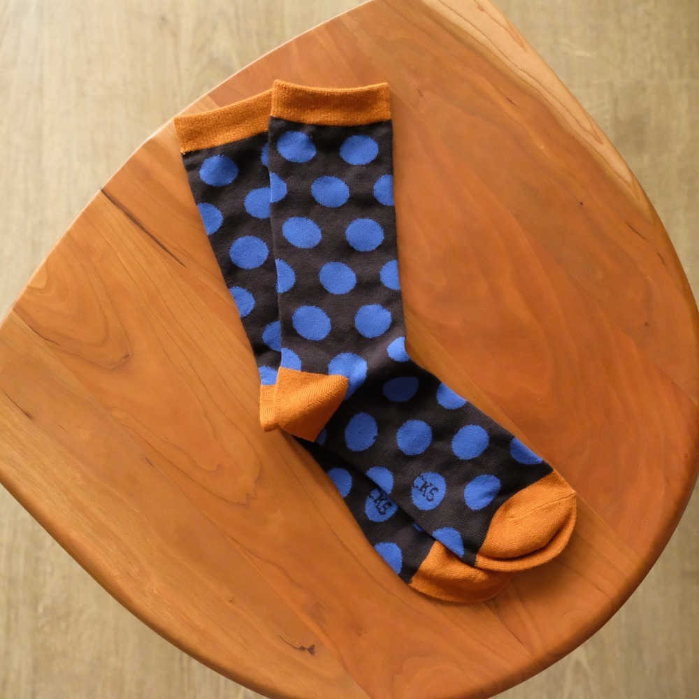 【日本大阪 THE SOCKS_圓點點襪】日本製 日本襪子 設計襪子 圓點點 棉襪 襪子 官方正品現貨在台-細節圖3