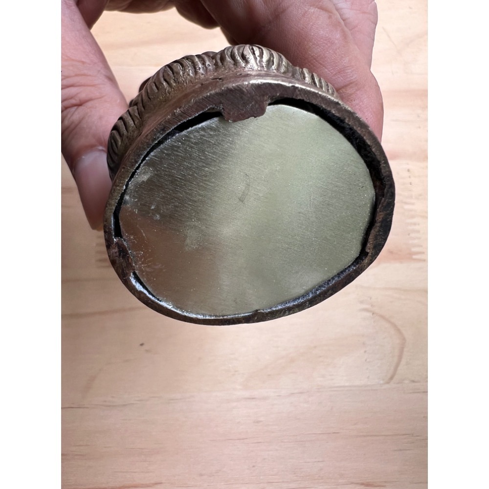 明清古董善財童子！是觀音菩薩的隨侍！其法像極具靈動，整體銅材質穩重。今特來找恩公，能捨難捨的人即開了善財的好緣份輕鬆得寶-細節圖8