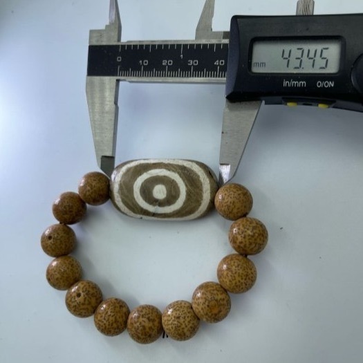 二眼星辰天珠板珠星月菩提手鍊特殊礦脈稀少難見 如理如法上師的加持願力 玉市阿姨小帥哥是做不到的呀 珍藏稀有天珠此處最吉祥-細節圖5