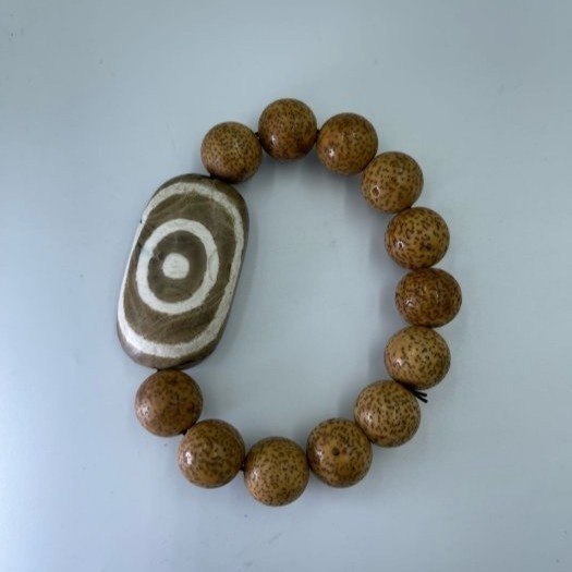 二眼星辰天珠板珠星月菩提手鍊特殊礦脈稀少難見 如理如法上師的加持願力 玉市阿姨小帥哥是做不到的呀 珍藏稀有天珠此處最吉祥-細節圖2