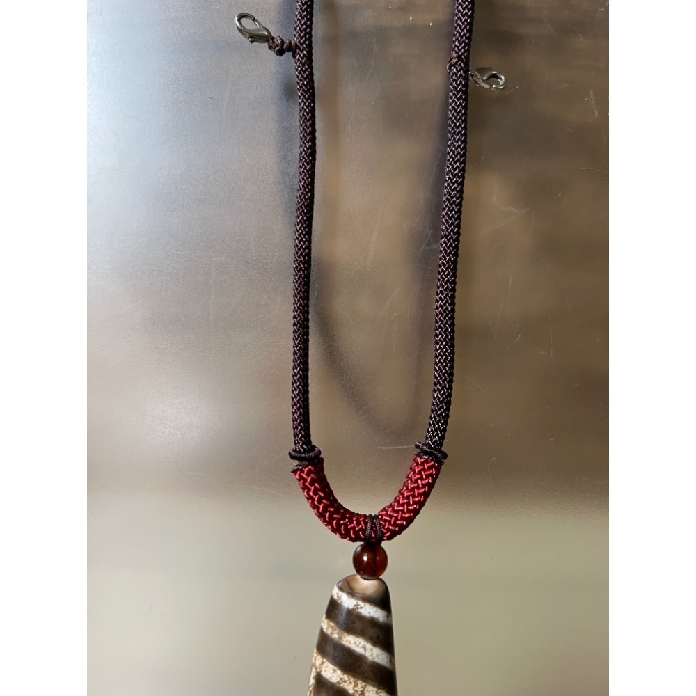寶瓶天珠項鍊 Tibetan Vase Dzi Bead Necklace｜咖啡色繩鍊附蝦勾 可掛佛牌 吉祥祈福能量石-細節圖8