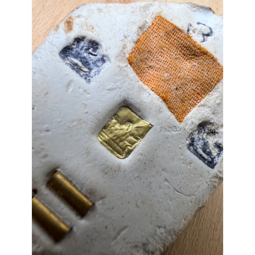 泰國名牌龍普Tim หลวงปู่ทิมPhra Khunpan龍普添坤平2515金冠符管袈裟珍藏版龍天護佑派古曼老佛牌-細節圖5