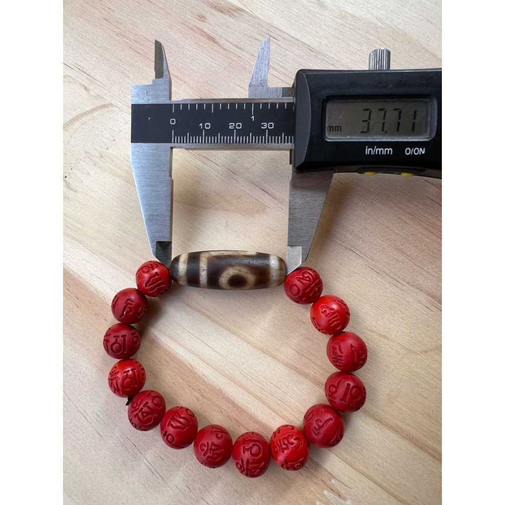 嚴選工廠量產西藏二眼天珠管珠朱紅珠六字真言特別挑出實物人緣寓意濃醇強勁是催化個人桃花不可多得又便宜的好物搭配財神咒超有感-細節圖3