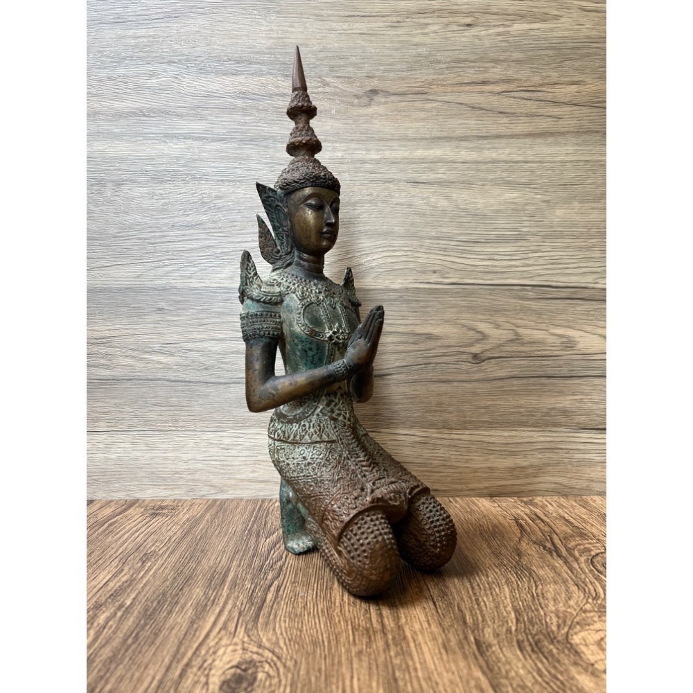 早期泰國銅鑄侍神像｜Thepphanom跪姿合十供奉尊 #ThaiDeityStatue #KneelingAngel-細節圖3