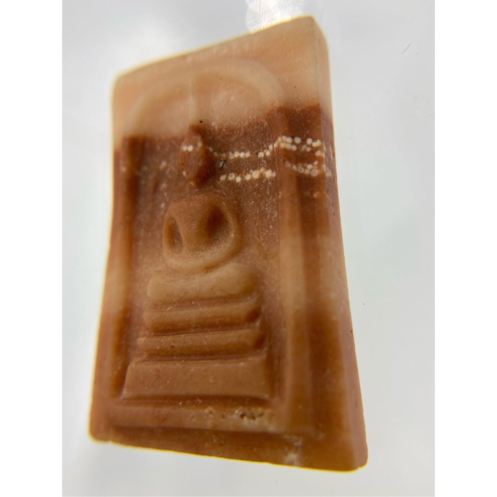 2015年新年求財開運祈福法會新莊慈悲四面佛寺請供回來之崇迪佛牌已圓滿由泰國僧人加持 此面泰國佛牌其用料看上去似舍利石-細節圖3