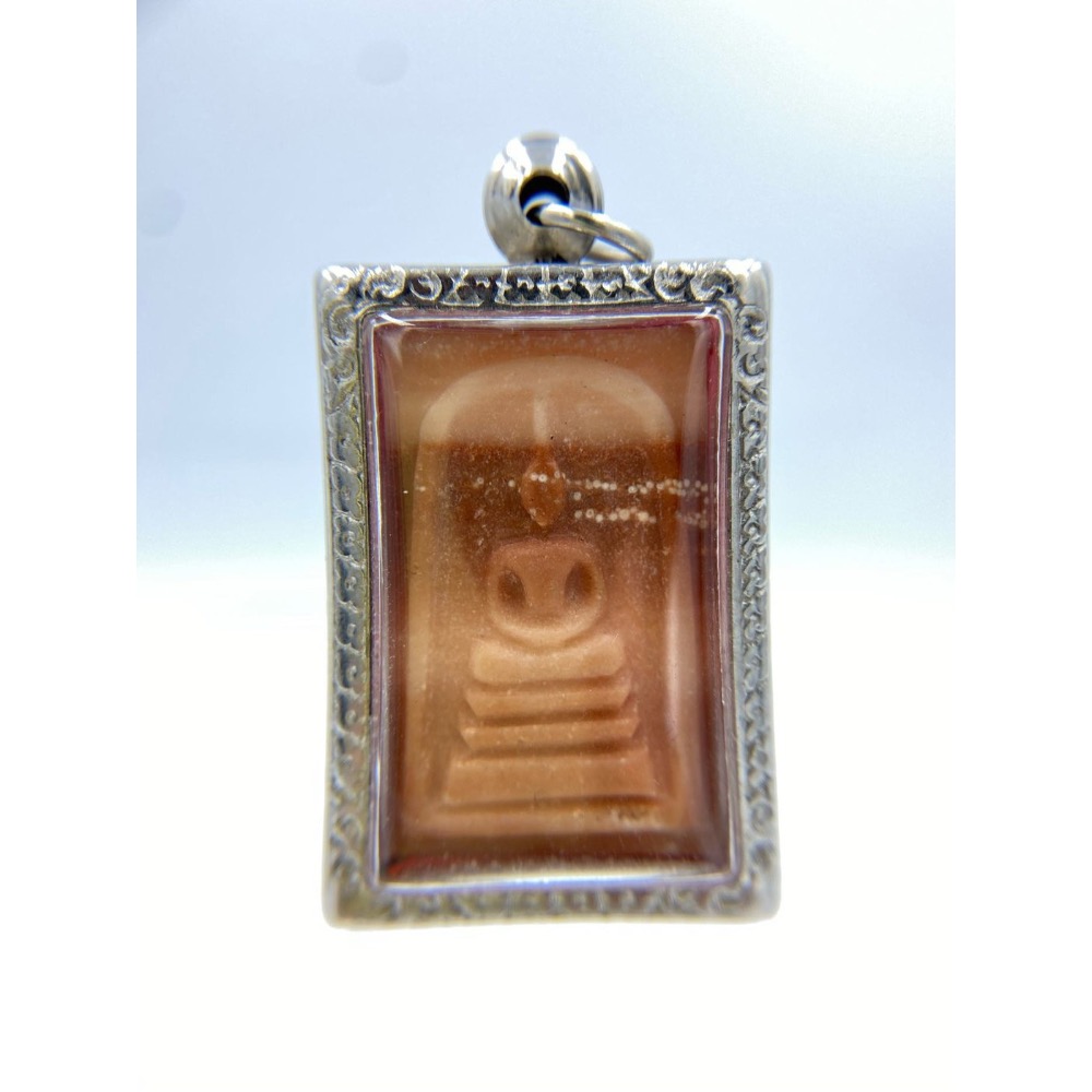 2015年新年求財開運祈福法會新莊慈悲四面佛寺請供回來之崇迪佛牌已圓滿由泰國僧人加持 此面泰國佛牌其用料看上去似舍利石-細節圖6