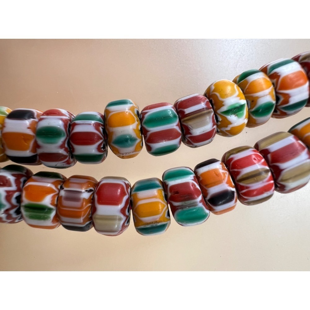 優選精品照片是實物尼泊爾手工老琉璃9mm小珠雪 108念珠佛萊珠 一百零八唸珠 加了一顆心經黑曜岩-細節圖2