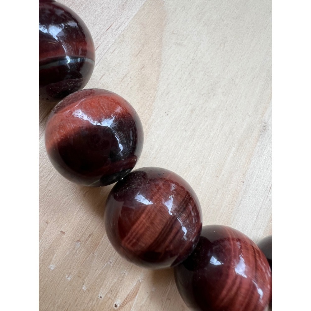 【天珠寺磁場】 天然紅虎眼石手環大顆直徑18mm實品拍攝便宜賣-細節圖4