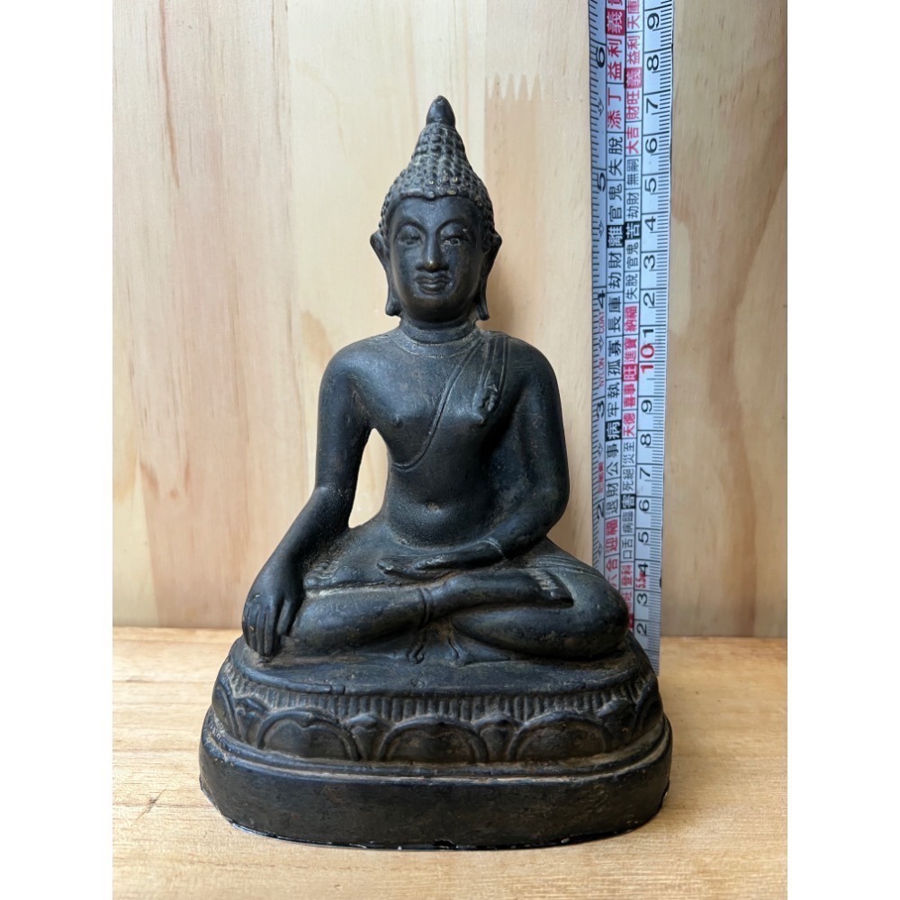 泰國古董老佛像南無本師釋迦牟尼佛供尊此尊有入神內已圓滿裝藏 釋尊佛像七寶銅能量強勁有力 是修法弟子們不可多得的南傳佛造像-細節圖6