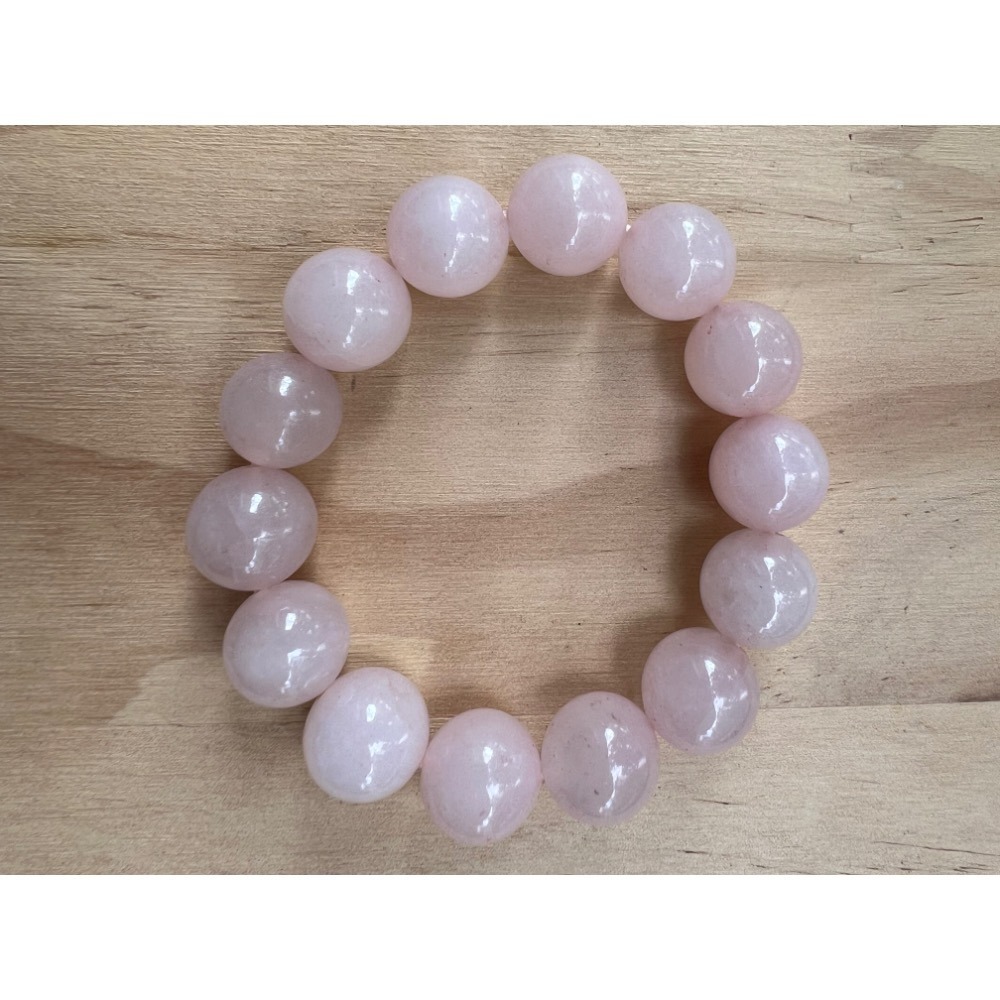 老大爺老貨粉水晶手錬單顆直徑約14mm粉亮內呈現有水晶礦的紋路可見站長精挑細選過的顆顆美讓招桃花運更美滿幸福照片為樣品-細節圖8