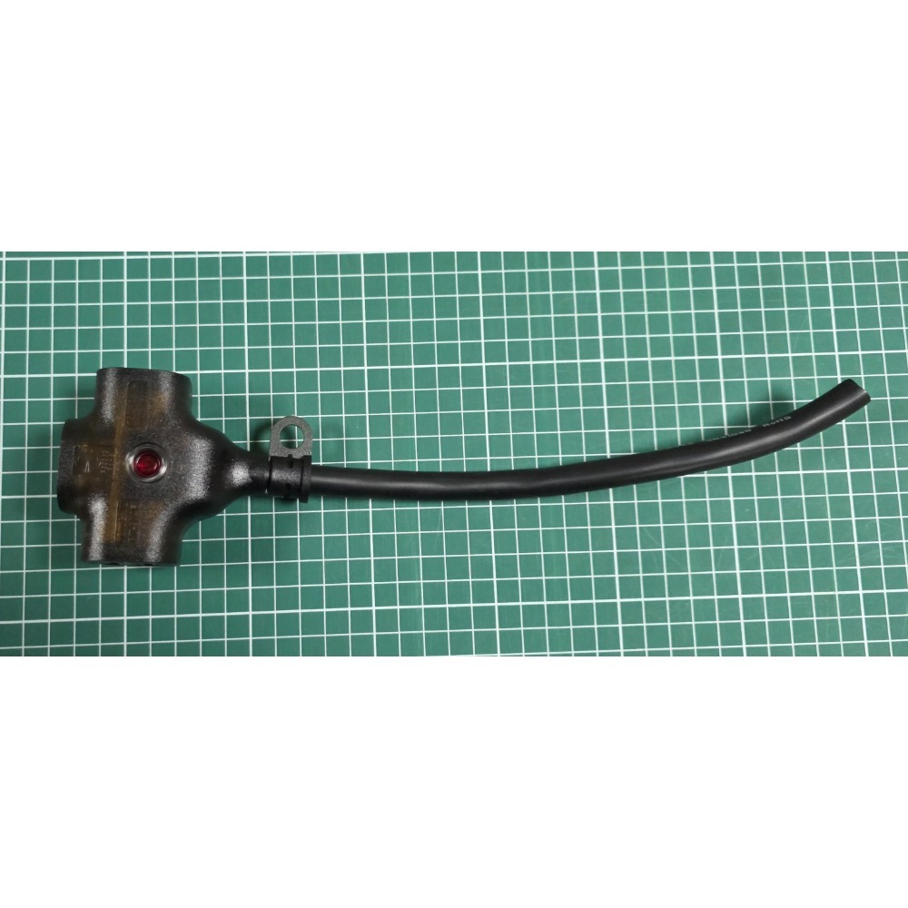 動力線 延長線 無插頭15A 2.0m㎡ 3.5m㎡ 20公分 接線 維修用 三面插孔 過載保護器 附燈-規格圖5