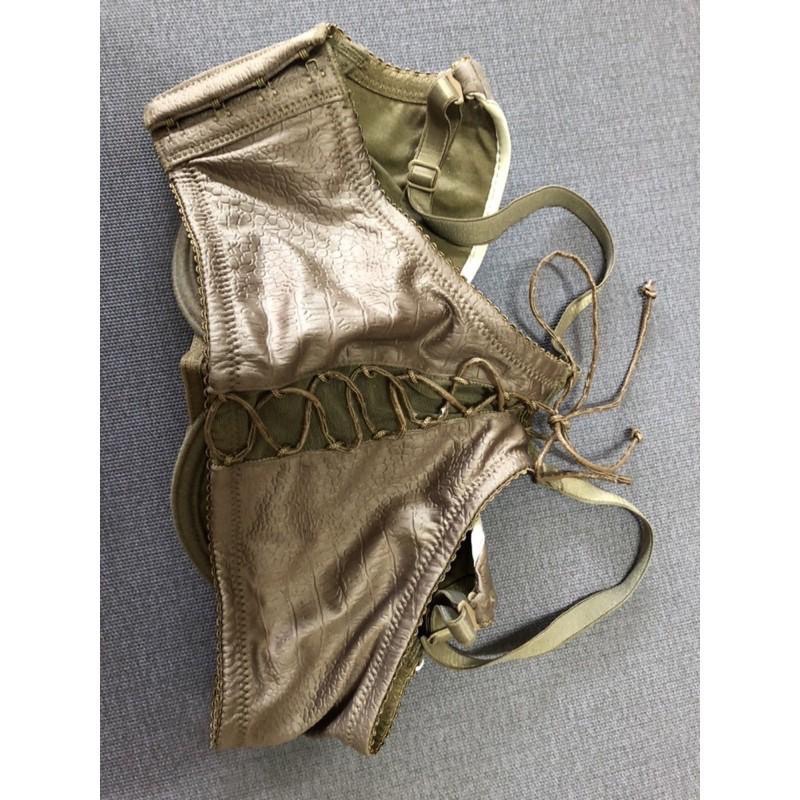 全新 一件 曼黛瑪璉 內衣褲👙 套組 咖啡色 四排扣 內衣 內褲 尺寸M 70B-細節圖5