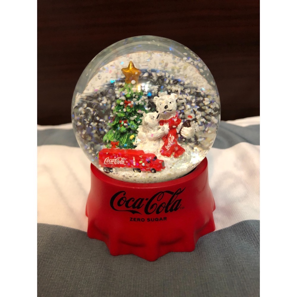 現貨全新❤️ 2023耶誕限定可口可樂水晶球 水晶球 聖誕節交換禮物 耶誕水晶球 聖誕樹🎄北極熊-細節圖8