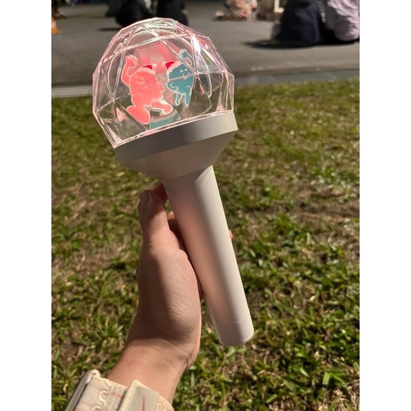 全新 現貨 Hahababy擁抱點點路跑手燈 演唱會手燈 擁抱點點 路跑限定 手燈 演唱會 小哈比 點點 圓點-細節圖2