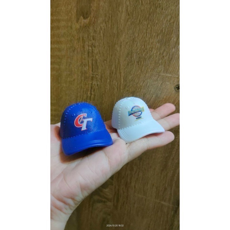 全新現貨 全家 P12中華隊 捏捏球/造型杯塞/瓶蓋扣帽子 球衣/棒球 中華隊球衣塞 棒球帽瓶蓋扣 杯塞 造型塞 瓶蓋扣-細節圖2