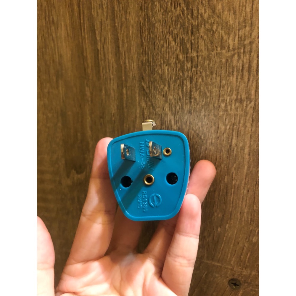 二手（無盒，款式隨機）