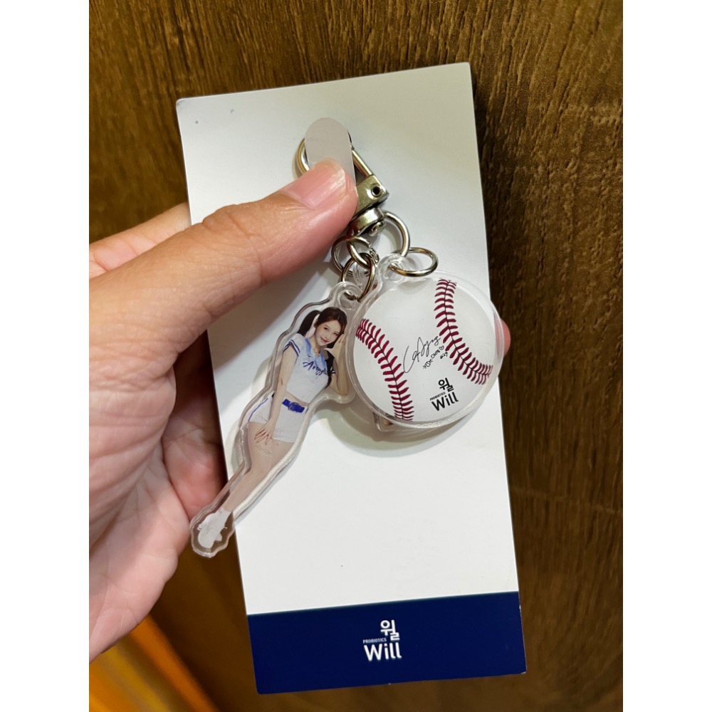 全新 will發酵乳贈品 李雅英鑰匙圈 雅英 富邦angels 壓克力鑰匙圈 李雅英 棒球迷收藏 fubon鑰匙扣 吊飾-細節圖2