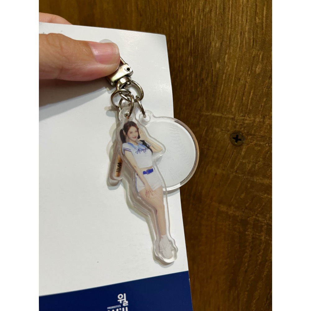 全新 will發酵乳贈品 李雅英鑰匙圈 雅英 富邦angels 壓克力鑰匙圈 李雅英 棒球迷收藏 fubon鑰匙扣 吊飾-細節圖5