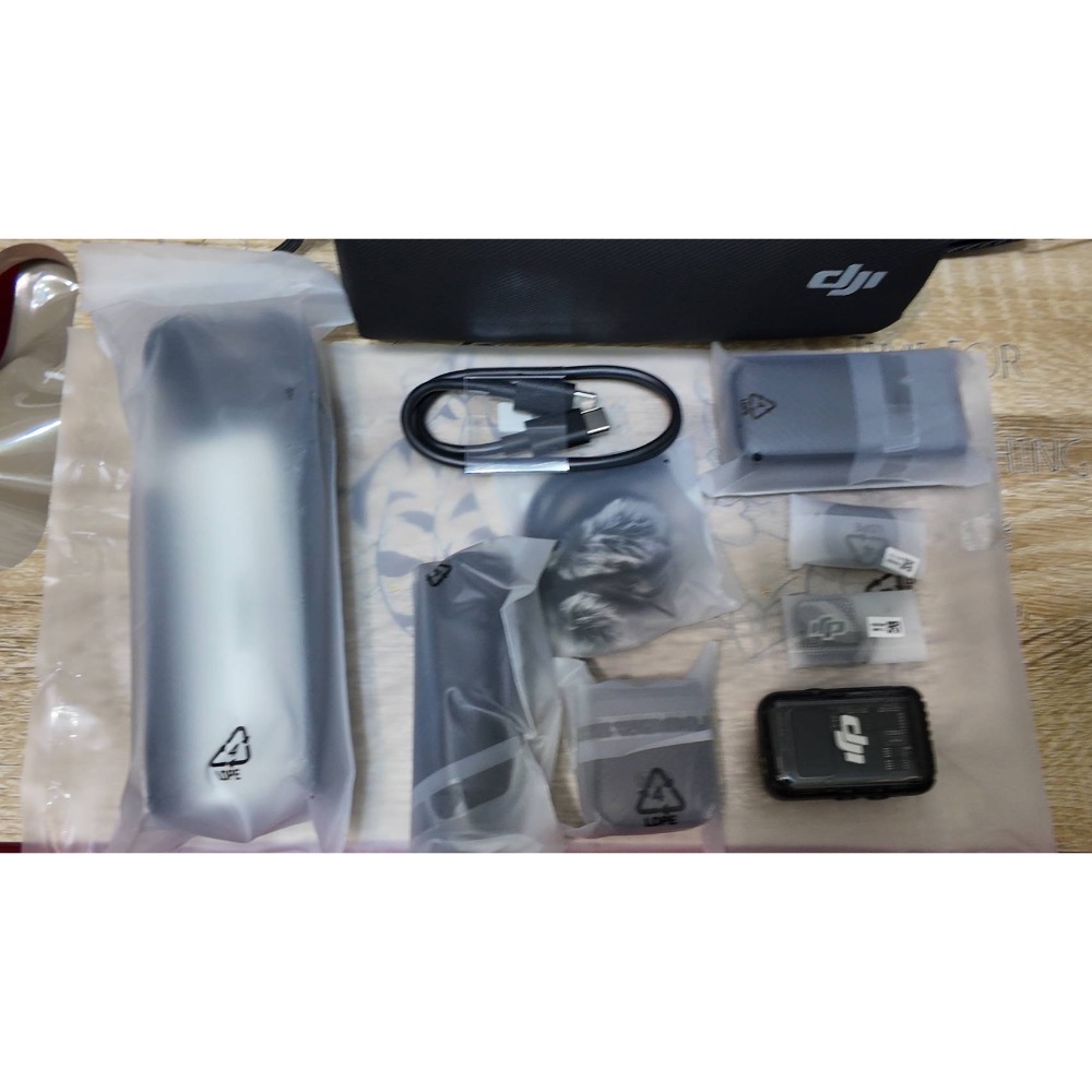 全新轉售 DJI OSMO Pocket 3 全能套裝 手持口袋攝影機 攝影機 YouTuber神器 攝影/拍照 錄影機-細節圖2
