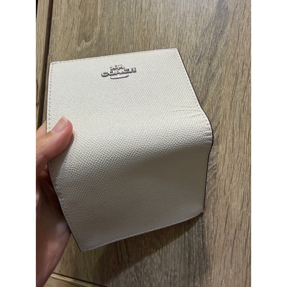 轉售 全新 COACH素面白色薄短夾 短夾 鈔票短夾 薄短夾 薄拉鍊 皮夾 對折短夾 素面皮夾 薄皮夾-細節圖5