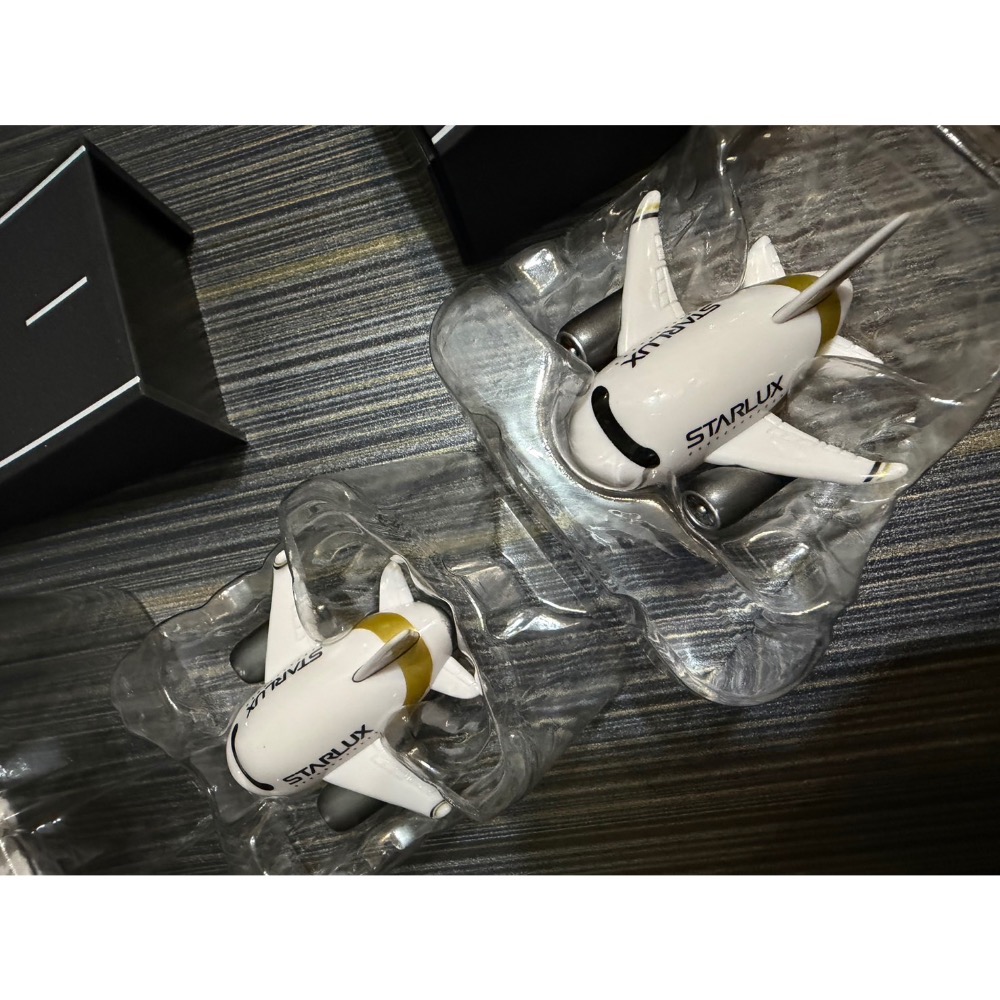 不拆售 現貨 7-11 City Prima x 星宇航空starlux 聯名 迴力飛機跑道組 一組4隻 飛機 軌道-細節圖8
