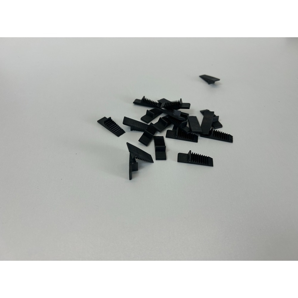 玻璃墊塊 快速型 壓緊片 固定片 壓緊塊 玻璃安裝 塑膠固定 玻璃緊固插件 門 窗 帷幕 墊片 插片 填縫 冠騰五金-細節圖4