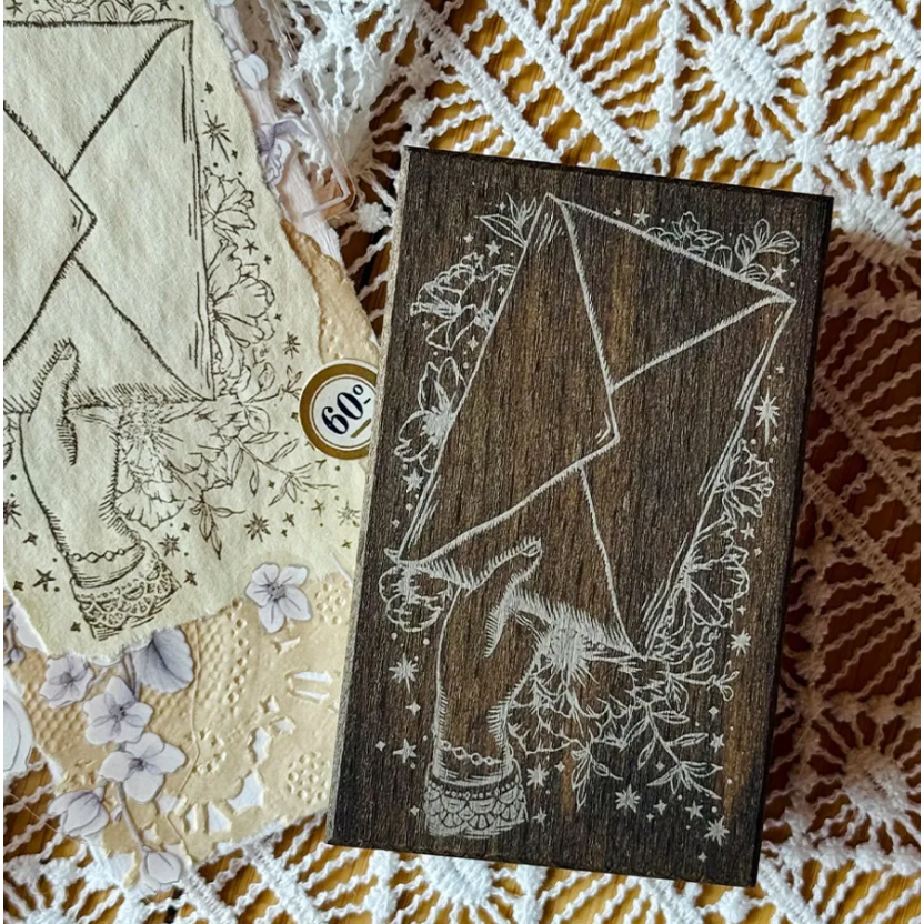 【最新6款】樂意 日常光點染木印章「後院的葉子/欒樹的葉子/古老的信紙/厚厚的信封/光與繡球/晨光與花」【立夏手帳生活】-細節圖3