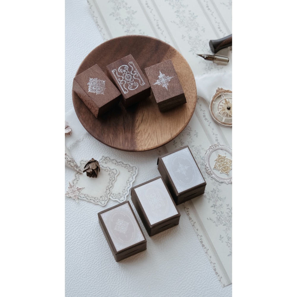 【木柄3款】立夏三週年 x Jieyanow Atelier 漫步小巷Time Traveling Alley【立夏手帳-細節圖2