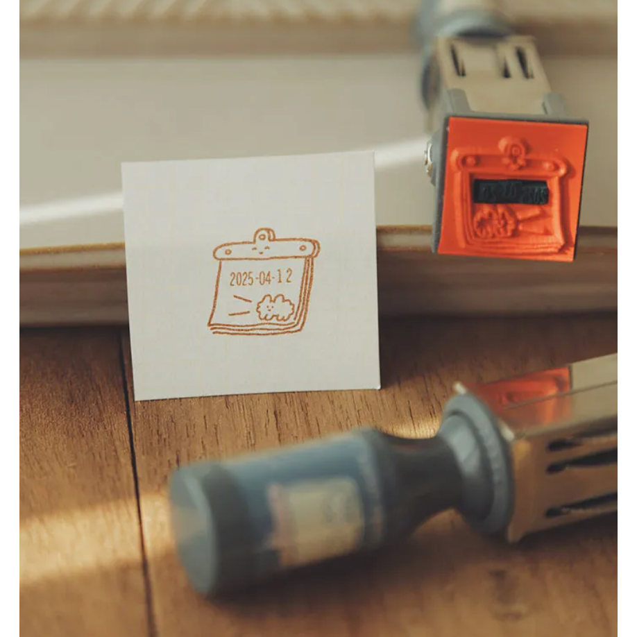 【小2款】右手超人『舉旗子款/狗狗雲月曆款』可調式日期印章 日付章【立夏手帳生活】-規格圖7