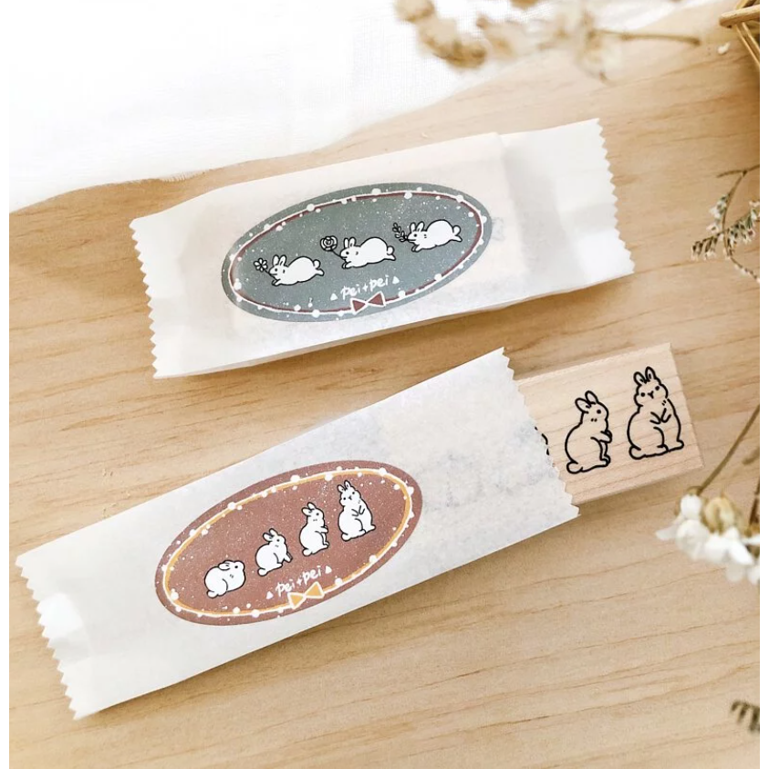 Pei Pei Studio 小兔楓木長型印章２款 『小兔進化論/給你一朵花』【立夏手帳生活】-細節圖2