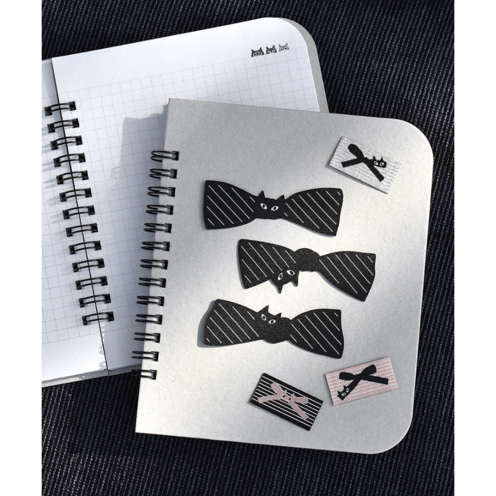【2種尺寸】大芝麻小花生 蝴蝶結貓貓布標 線圈筆記本【立夏手帳生活】-規格圖5