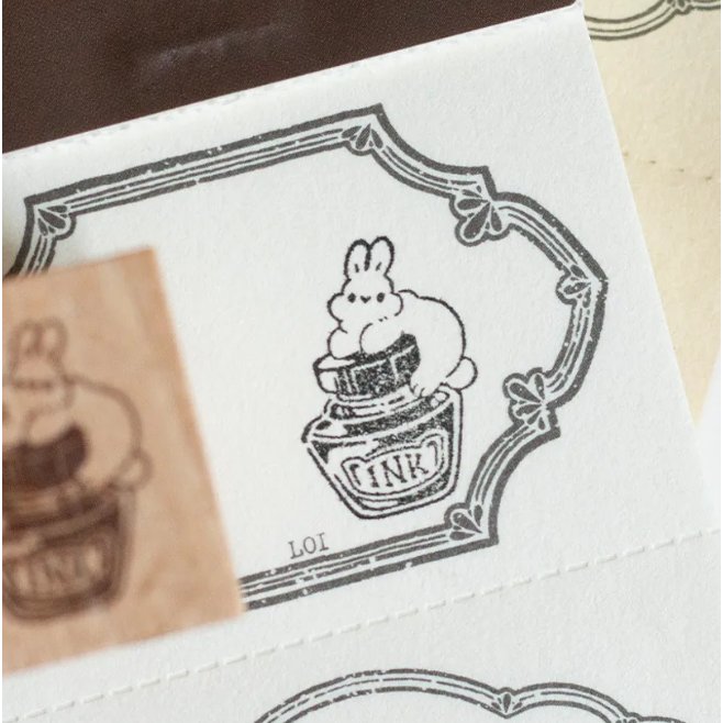 【2款】Pei Pei x 文具小集「小兔墨水瓶/小兔持筆」小兔手帳印章 天然木印章【立夏手帳生活】-細節圖4