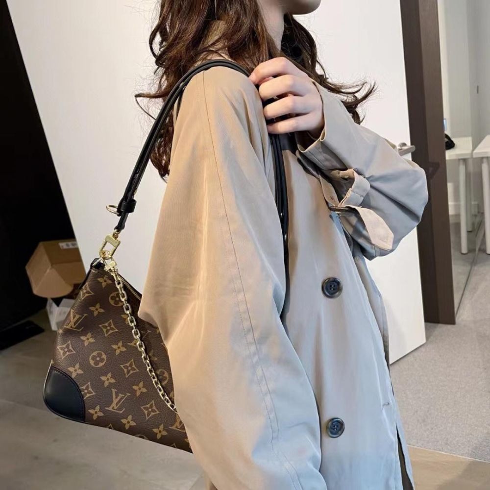 二手LV女包路易威登老花黑色BOULOGNE牛角包單肩包M45831-細節圖6