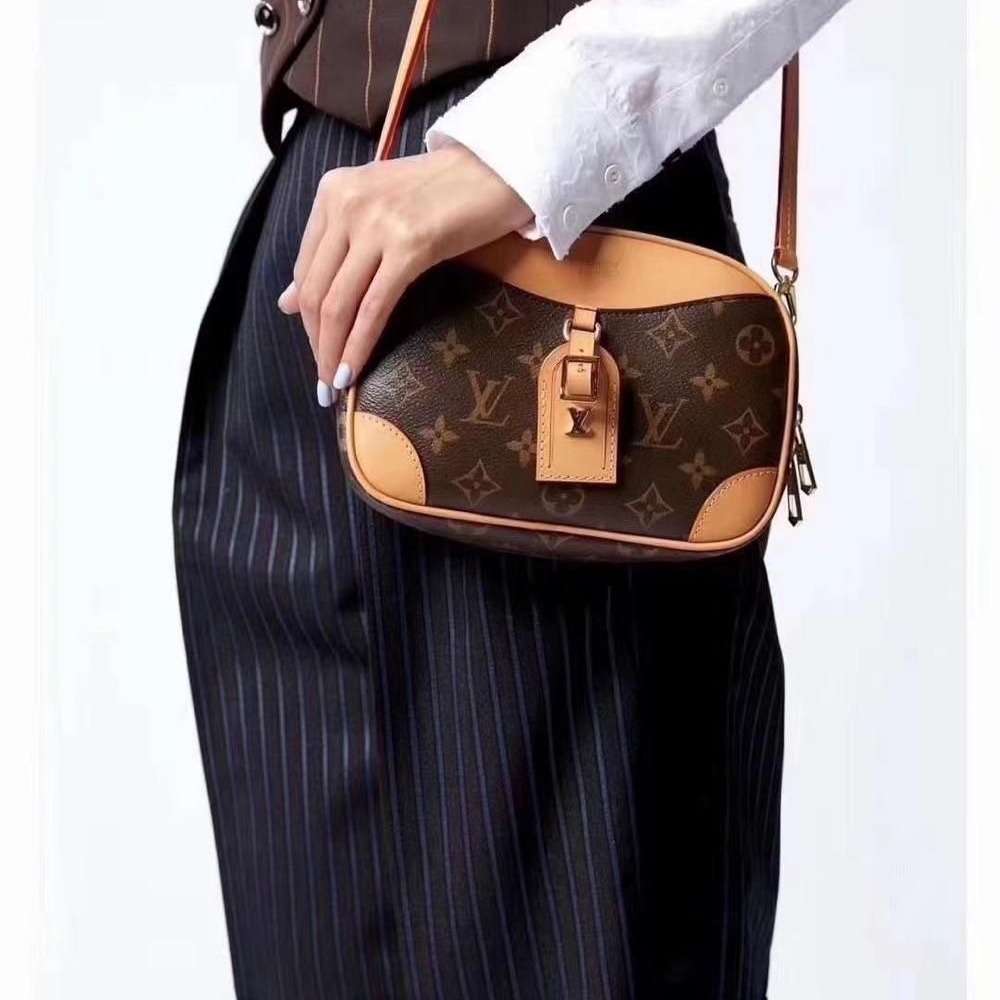 二手LV路易威登女包新款DEAUVILLE迷你相機包單肩斜挎包M45528爆款-細節圖8