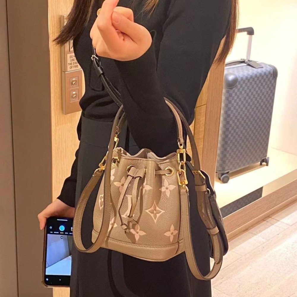 二手LV路易威登女包大象灰NANO NOE壓紋小水桶包迷你斜挎單肩包M46291-細節圖7