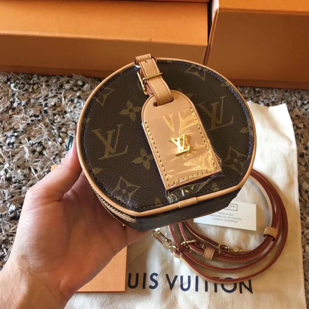 Louis Vuitton - Boite Chapeau 40cm Hat case/luggage - Catawiki