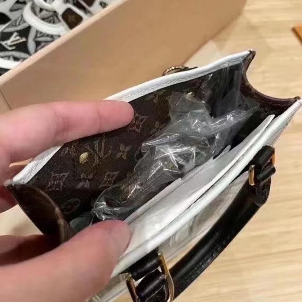 二手LV路易威登女包爆款Fornasetti城堡mini tote琴譜托特包M80991-細節圖2