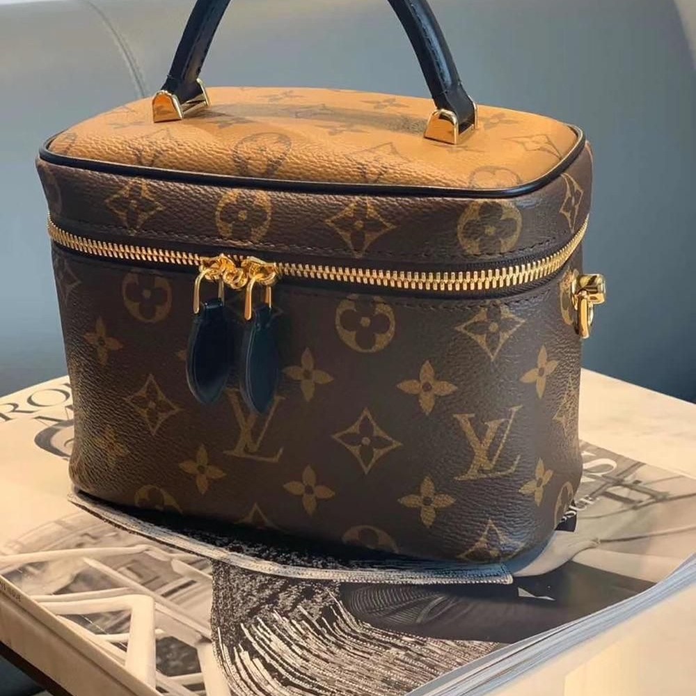 二手LV路易威登女包老花拼色化妝包VANITY PM鏈條包M45165爆款-細節圖2