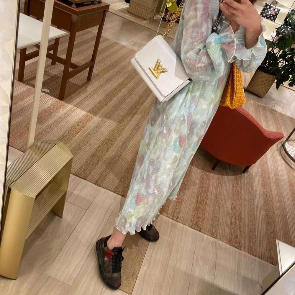 二手LV路易威登女包新款TWIST系列logo水波紋鏈條包單肩包斜挎包-細節圖6