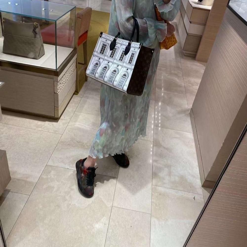 二手LV路易威登女包爆款建築藍圖ON THE GO手提包托特包購物袋M59264-細節圖5