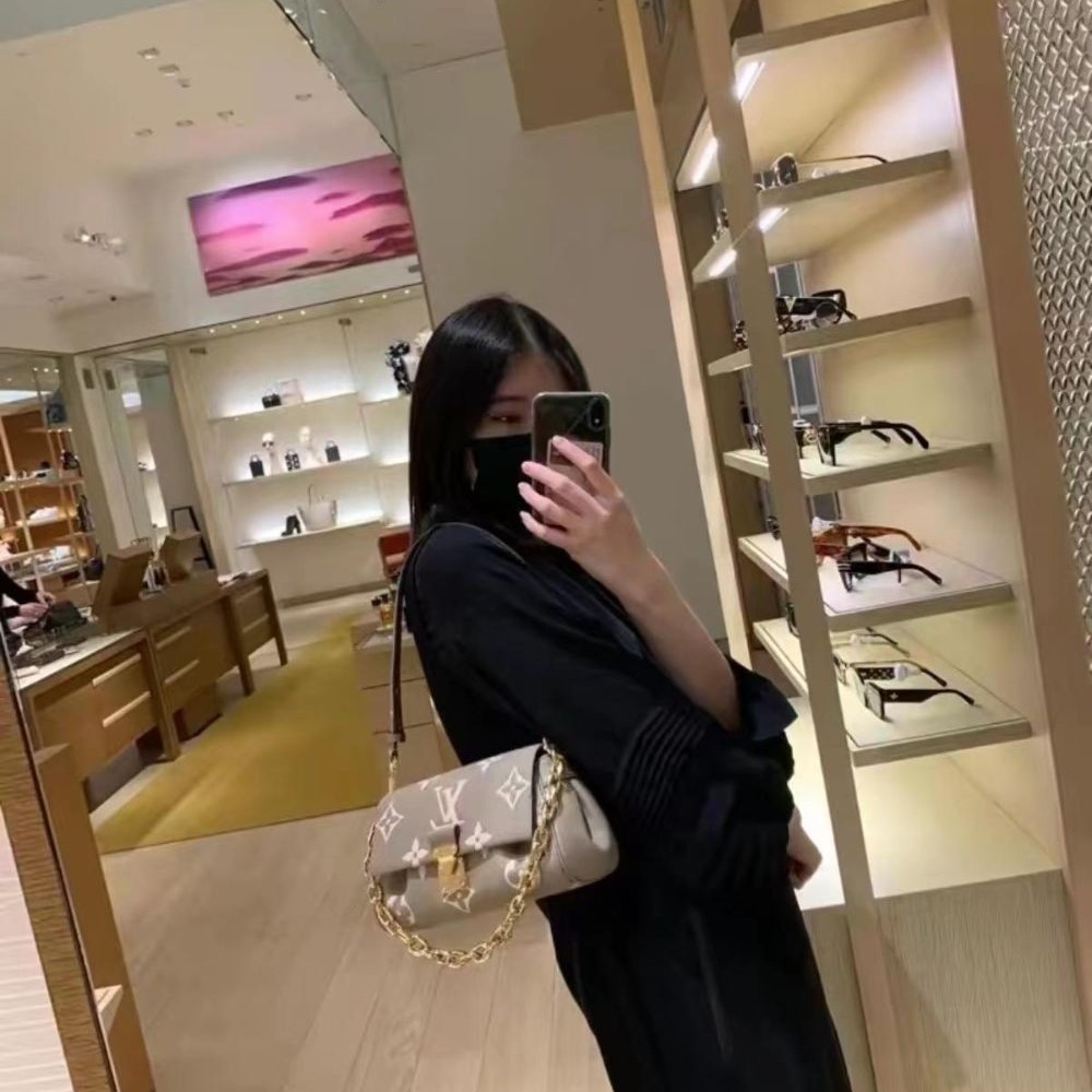 二手LV Favorite大象灰色手袋粒面牛皮 女款鏈條單肩包 M45836-細節圖6