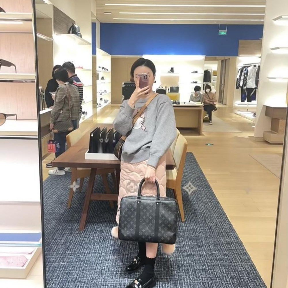 二手LV/路易威登 男士黑色交織字母帆布配皮可斜挎可單肩公文包-細節圖2