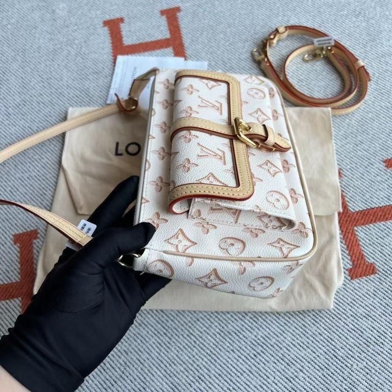 二手99新LV路易威登經典爆款純皮白色限量法棍單肩腋下包-細節圖3