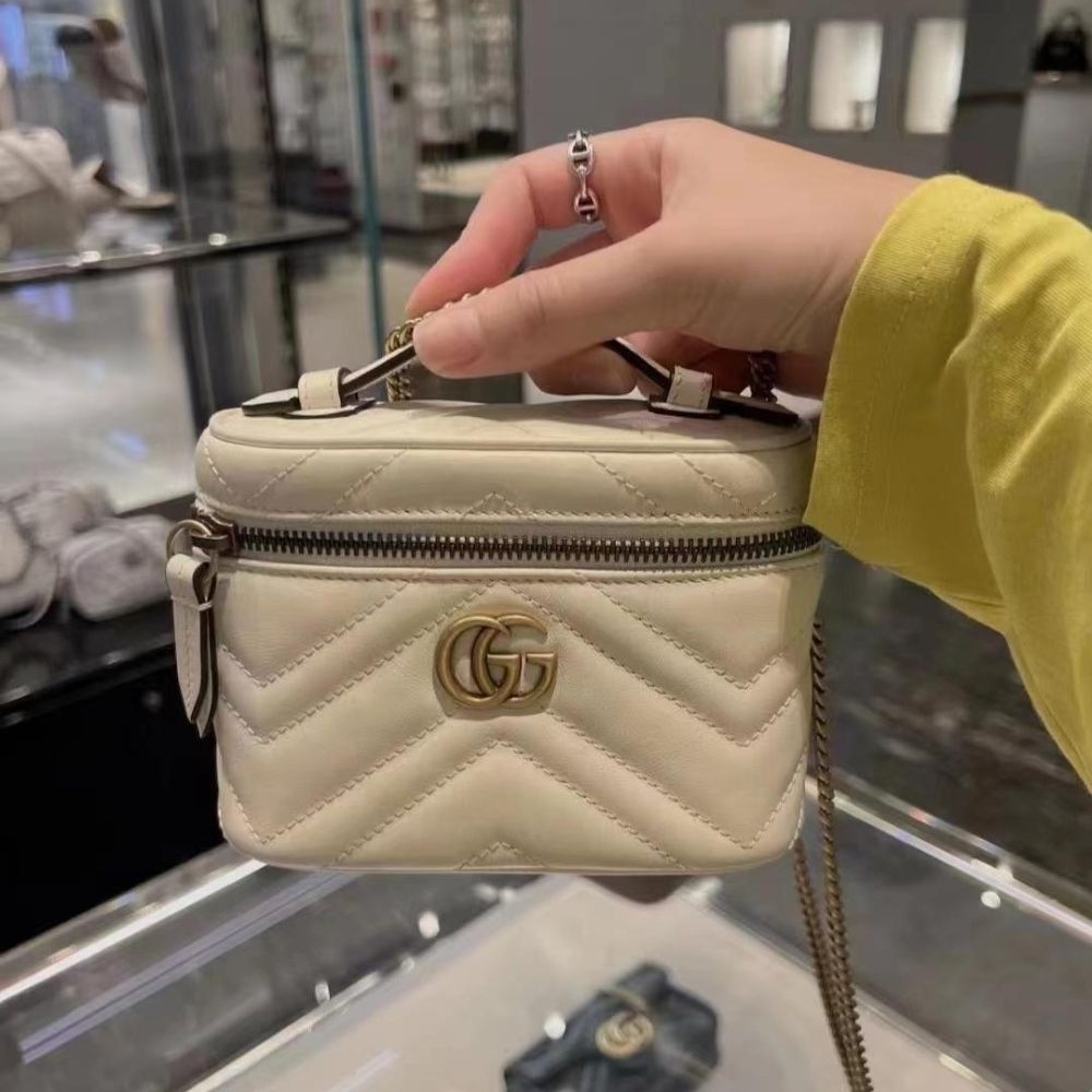 Gucci marmont 2024 vanity case