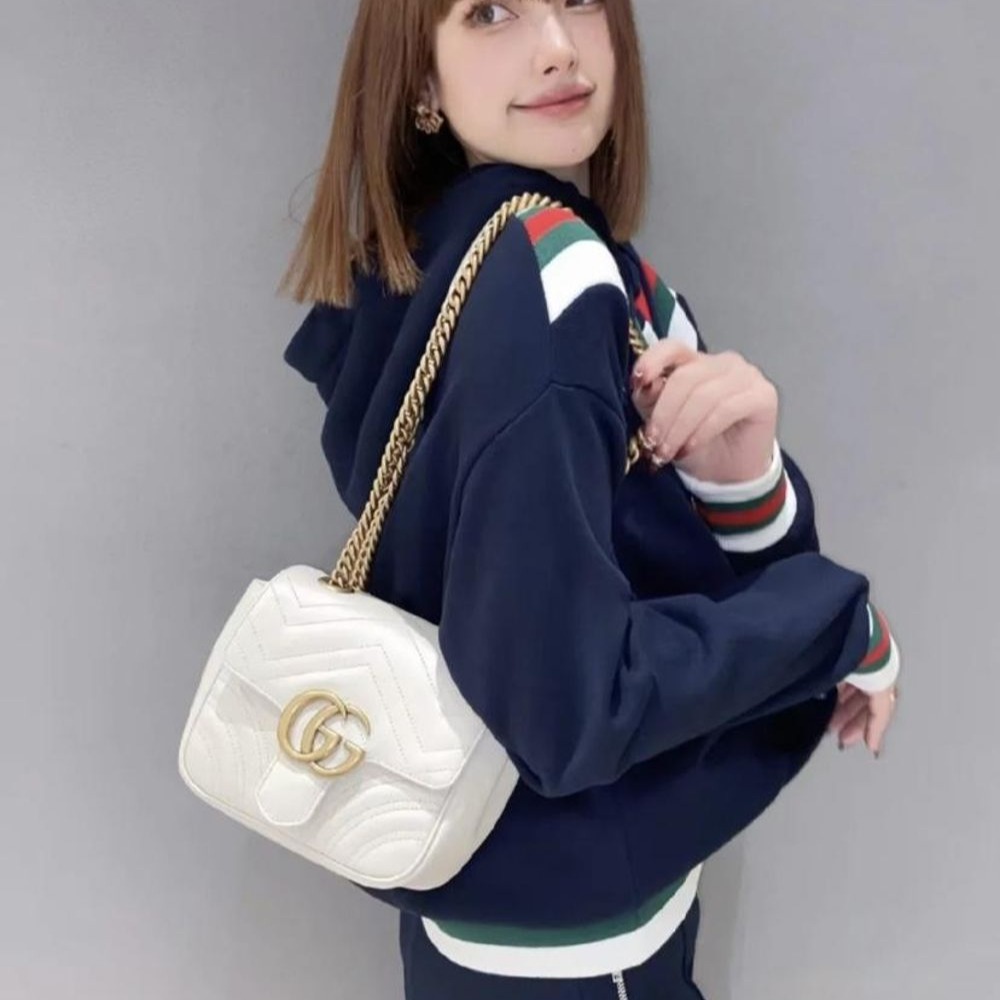 二手99新GUCCI/古馳23新款女士迷你白黑色絎縫皮革雙G鏈條單肩包方胖子2款-細節圖4